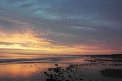 Puesta de sol en la playa de Barbâtre.