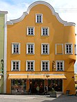 Town house, chimney sweep house