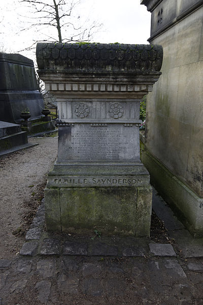 File:Père-Lachaise - Saynderson 02.jpg