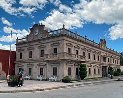 Palacio municipal de Parras, Coahuila.jpg