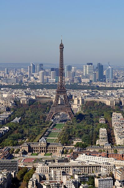 File:Paris - Eiffelturm und Marsfeld.jpg