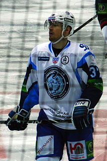 <span class="mw-page-title-main">Peter Podhradský</span> Ice hockey player