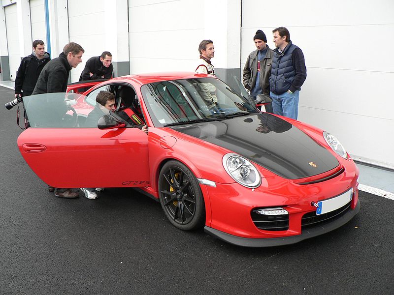 File:Porsche 911 GT2 RS.JPG