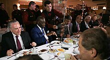 Temer having dinner at a steakhouse in Brasilia, alongside ambassadors, on March 19, 2017 Presidente Temer convida embaixadores para churrascaria (33382149622).jpg