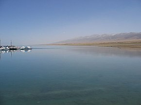 Jezero Qinghai květen 2006.jpg