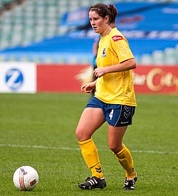 Rachael Doyle playing for Central Coast Mariners (W-League)