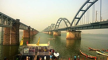 Godavari -bron, Rajahmundry