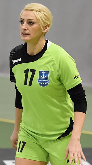 <span class="mw-page-title-main">Ramona Farcău</span> Romanian handball player