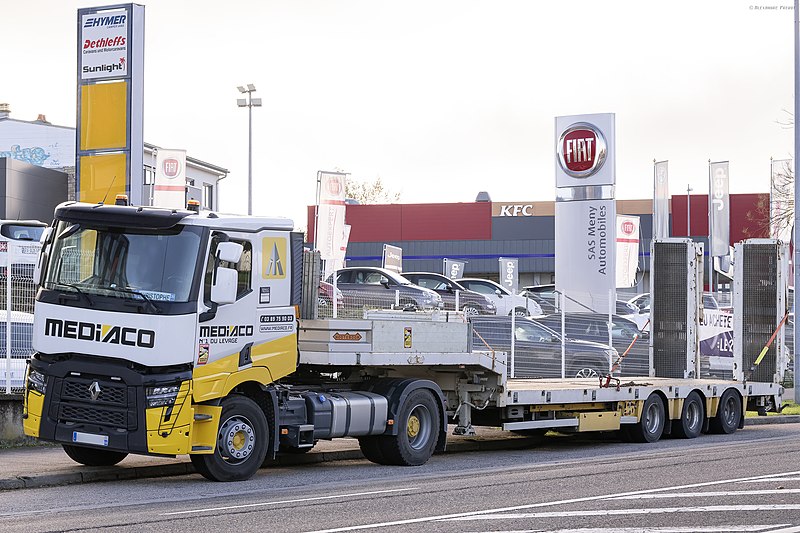 File:Renault Trucks C 480 (52510203071).jpg