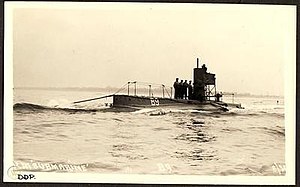 Royal Navy Submarine B9.jpg