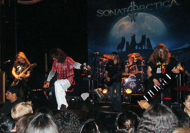Sonata Arctica performing at the Galaxy Theatre in September 2007