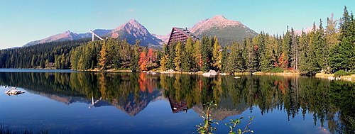 Štrbské pleso en los Altos Tatras, Eslovaquia.