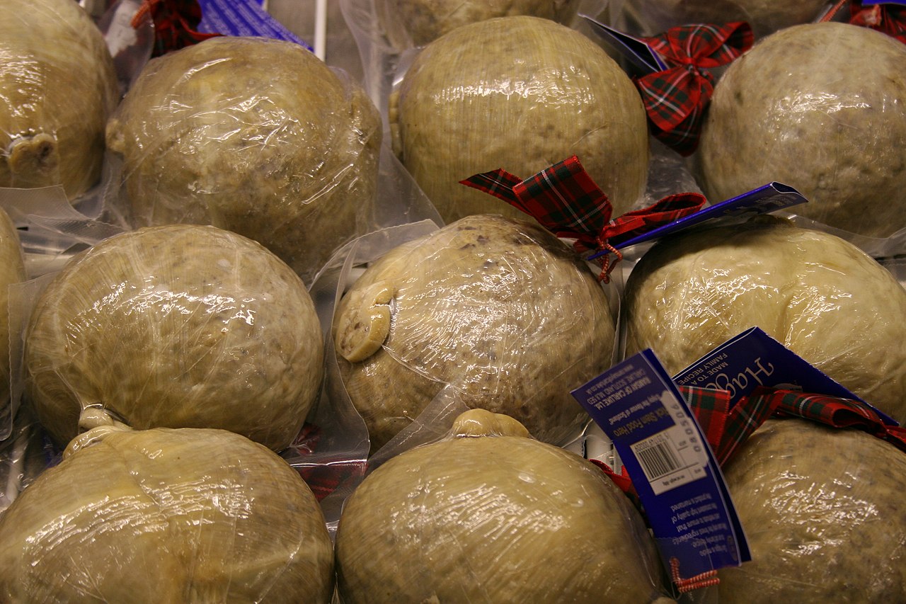 1280px-Scotland_Haggis.jpg