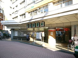 下赤塚站