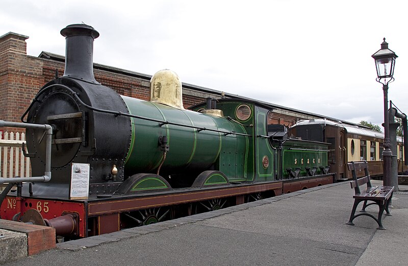 File:South Eastern and Chatham Railway 65 Bluebell Railway.jpg