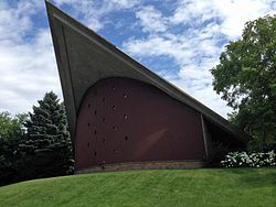 St Edmund's Elm Grove, Wisconsin.jpg