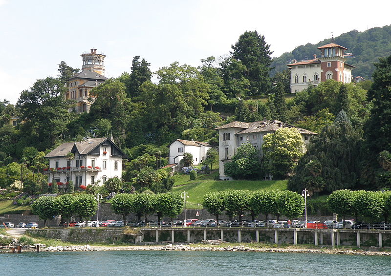 File:Stresa Lungolago 4.JPG