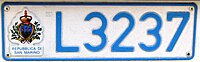 Typical Sammarinese motor car number plate Targa automobilistica San Marino 1993 L3237.jpg