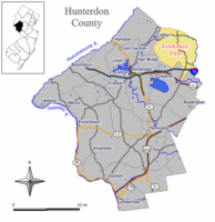Карта городка Тьюксбери в округе Хантердон. Врезка: расположение округа Хантердон, выделенного в штате Нью-Джерси. 