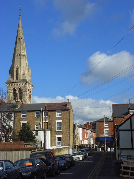 File:The Grove, Reading - geograph.org.uk - 712922.jpg