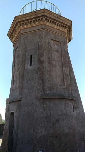 File:Tor San Michele (faro).jpg