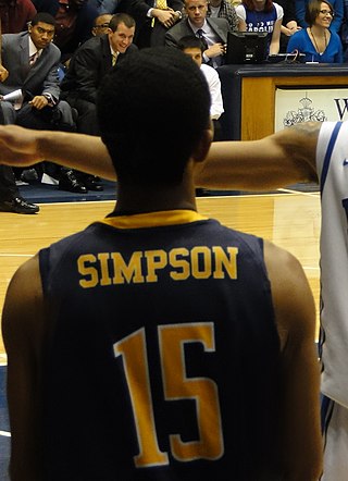 <span class="mw-page-title-main">Trevis Simpson</span> American basketball player