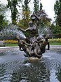Triton Fountain, Gardens.jpg de reĝino Maria