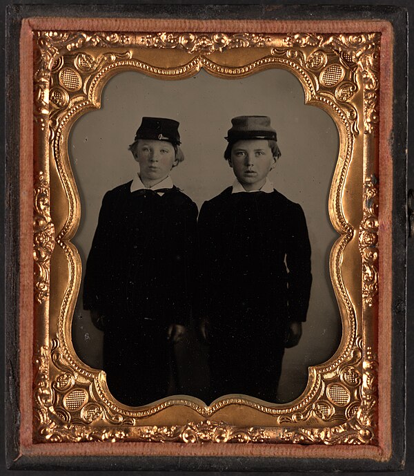 Ambrotype of two unidentified young boys, one in blue Union cap, one in gray Confederate cap (Liljenquist collection, Library of Congress)