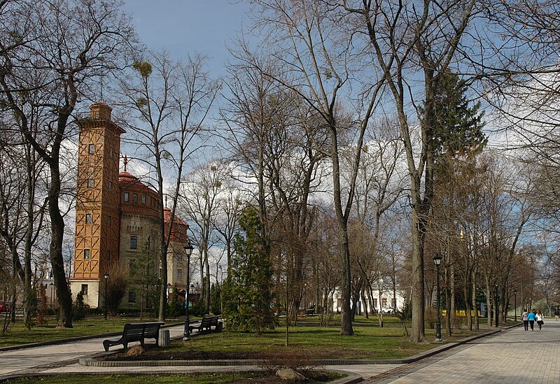 File:Water center in Khreshchatyi Park, Pechersk Raion, Kiev.jpg