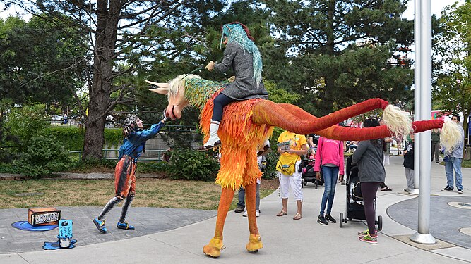 Waykarü of Imagicario and Cartoonette at the 2019 Waterloo Busker Carnival