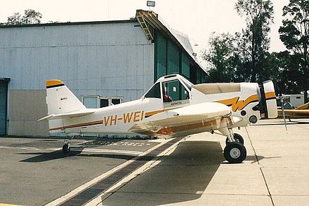 Weatherly 620B in 1991 Weatherly 620B (VH-WEI) at Bankstown Airport.jpg