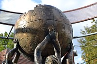 Wikipedia Monument in Slubice 20190918-1.jpg