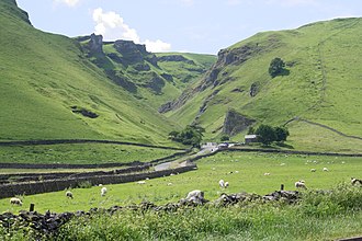 Winnats Pass, Castleton, Derbyshire Winnats Pass, Castleton.jpg