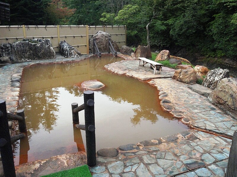 File:Yakumo spa roten.JPG