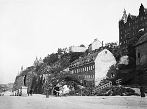 Öbergska gården och Mariaberget, 1900.