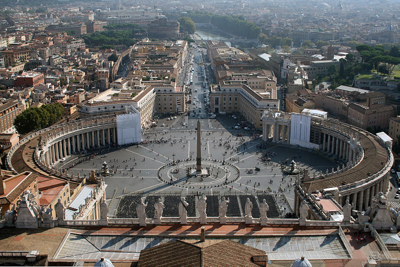 File:0 Place Saint-Pierre - Vatican (1).JPG