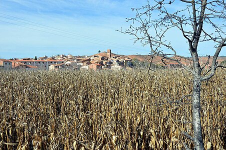 Vista parcial (oriental) de Torrebaja (Valencia), desde El Rento.