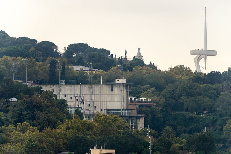 File:15-10-27-Vista des de l'estàtua de Colom a Barcelona-WMA 2810.jpg