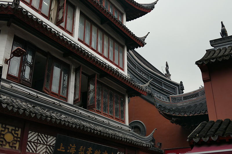 File:2014.11.16.115842 Yuyuan Tourist Mart Shanghai.jpg