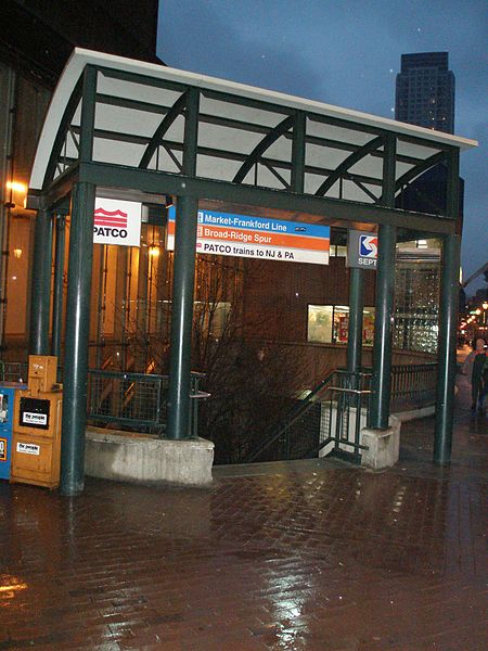 File:8th Street SEPTA station.jpg