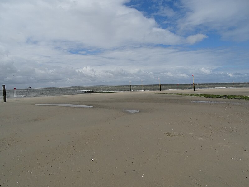 File:Am Weststrand 2, 26548 Norderney, Germany - panoramio (7).jpg