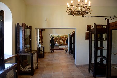 Anfilade museum rooms Former Jesuit Cloister Orsha 01.JPG