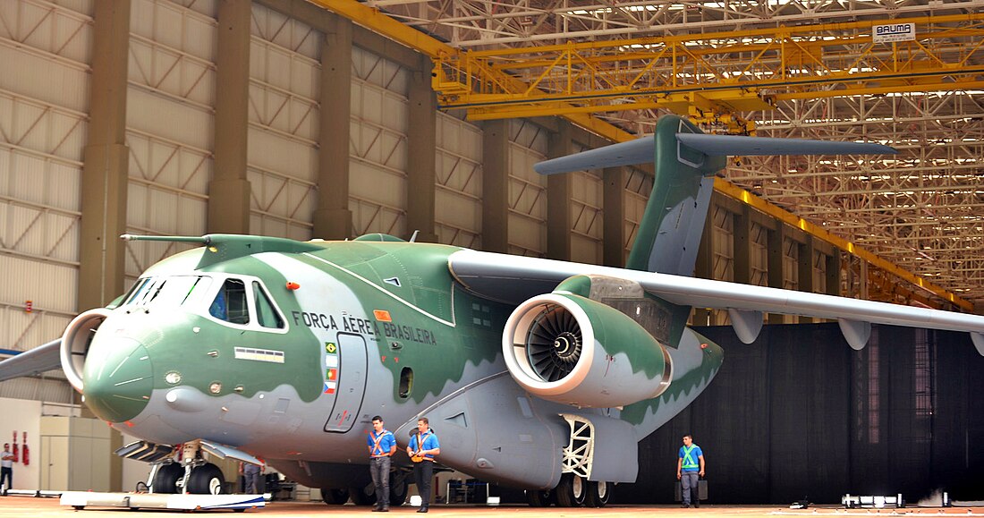 File:Apresentação KC-390 (15576572716).jpg