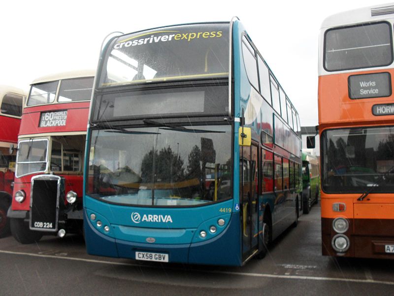 File:Arriva bus 4419 (CX58 GBV), 2009 Wirral Bus & Tram Show (2).jpg