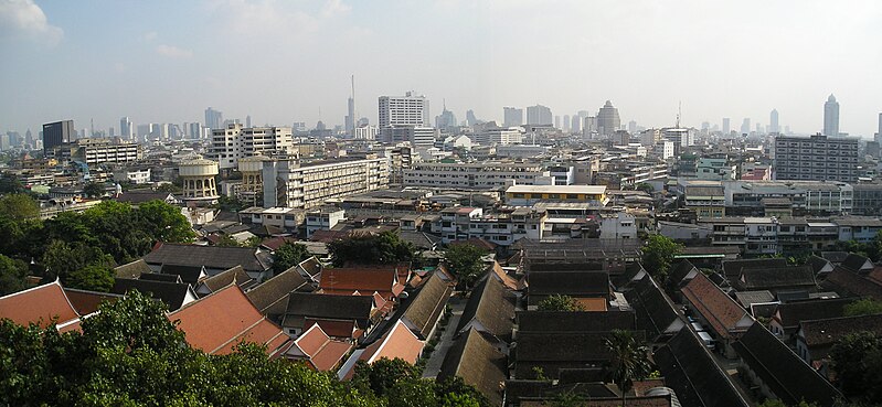 File:Bangkok view from golden temple2.jpg