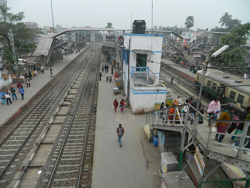 File:Barasat railway station.JPG