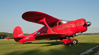 English: Beech D17S Staggerwing (reg. N69H, cn 4896) Deutsch: Beech D17S Staggerwing (Reg. N69H, cn 4896)