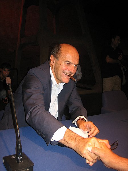 File:Bersani - Festa Nazionale SL.jpg