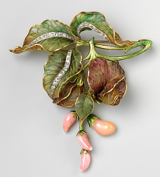 File:Brooch MET DP704349 (cropped).jpg