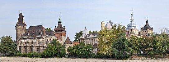 Budapest: Vajdahunyad Castle